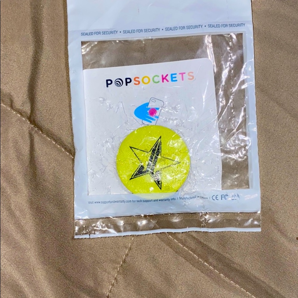“Jefree Star” official Pop Socket, Neon Yellow